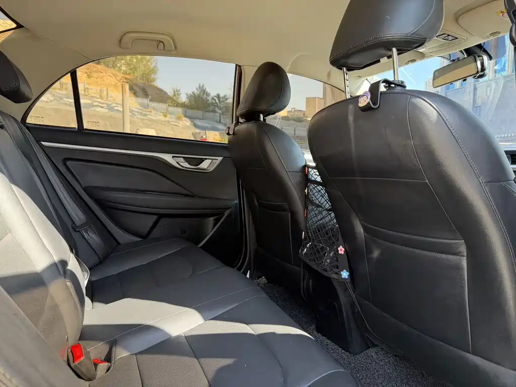 Geely Vision — миниатюра 12