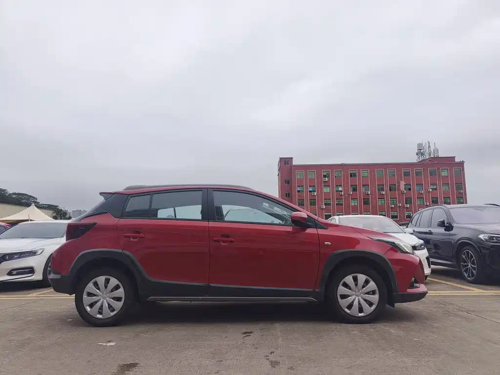 TOYOTA YARIS L ZHIXUAN