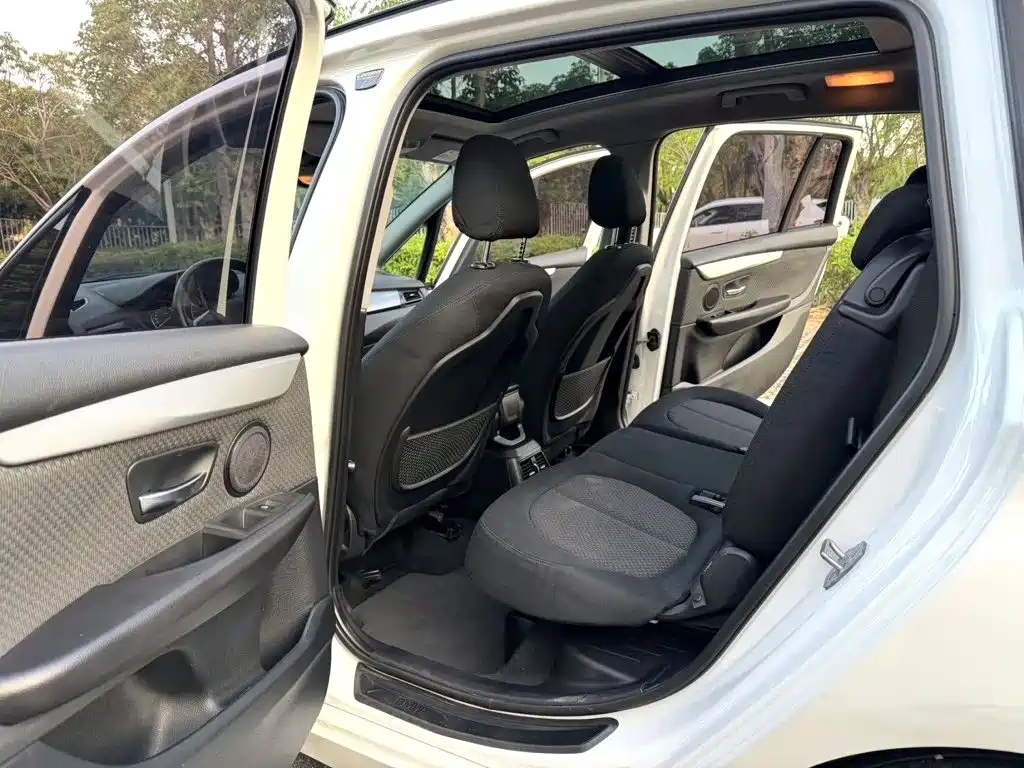 BMW 2 Series Gran Tourer — миниатюра 9