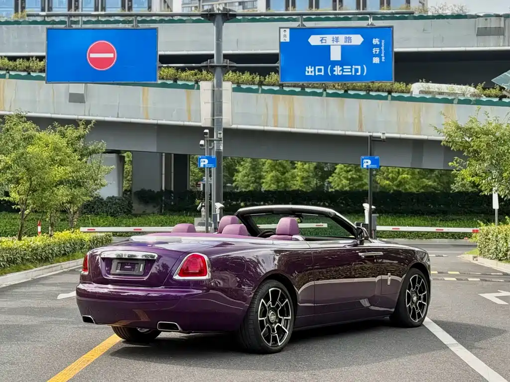 Rolls-Royce Dawn — миниатюра 7