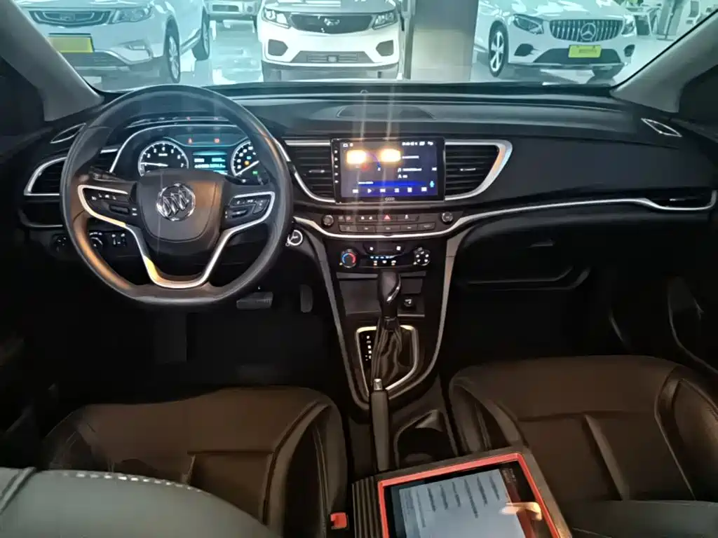 Buick Excelle — миниатюра 10