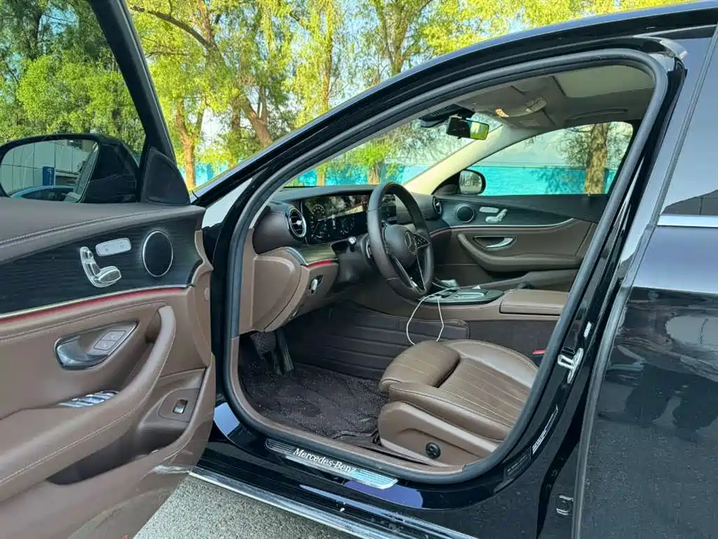 Mercedes-Benz E-Class E 2021 E 260 L 4MATIC