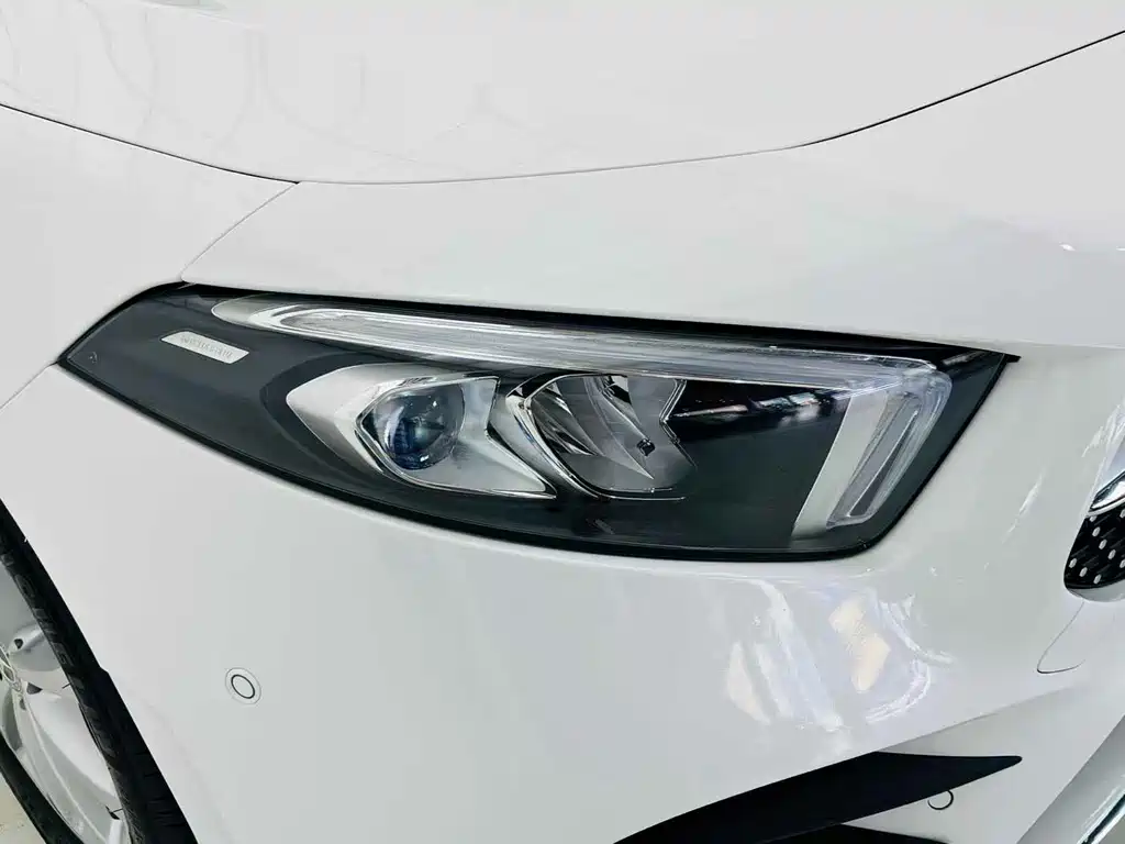 Mercedes-Benz A-Class — миниатюра 13