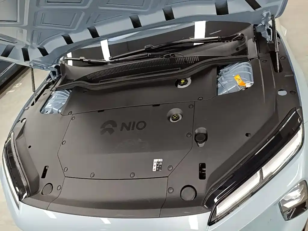NIO ET5T — миниатюра 20