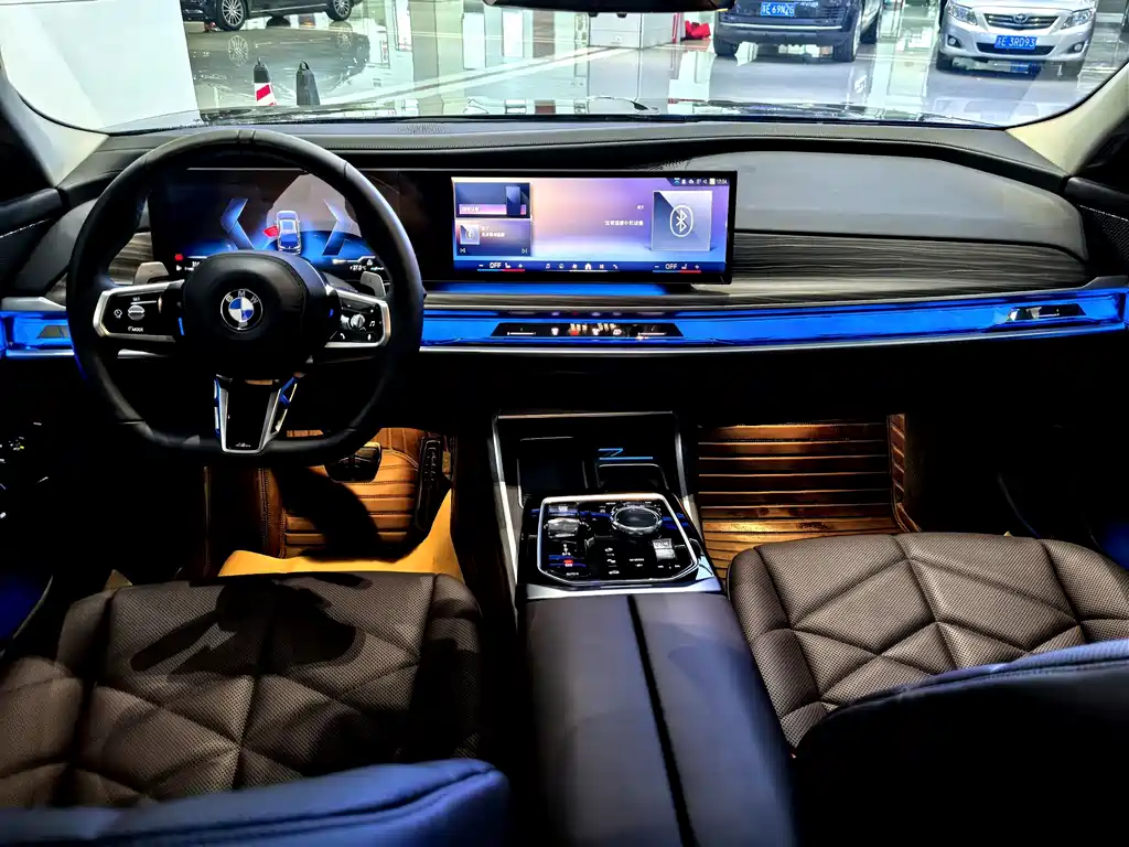 BMW 7 Series 7 2023 735Li M Sport