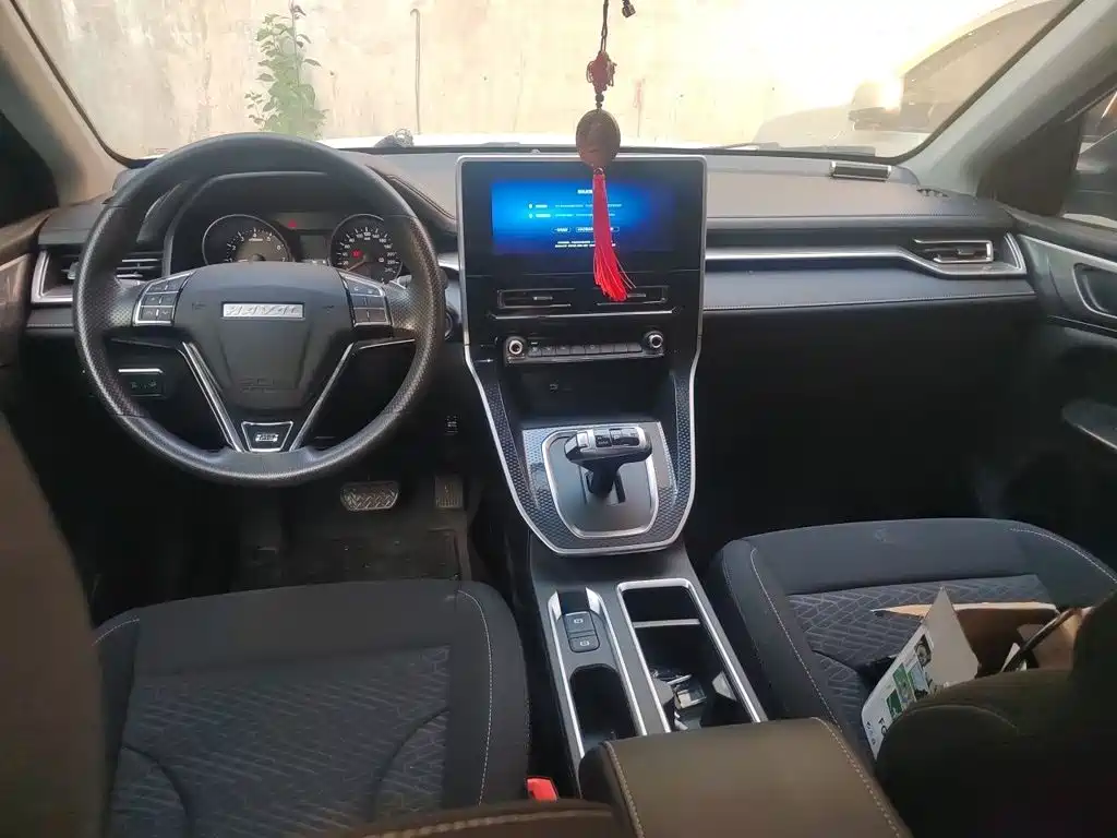 Haval M6 — миниатюра 5