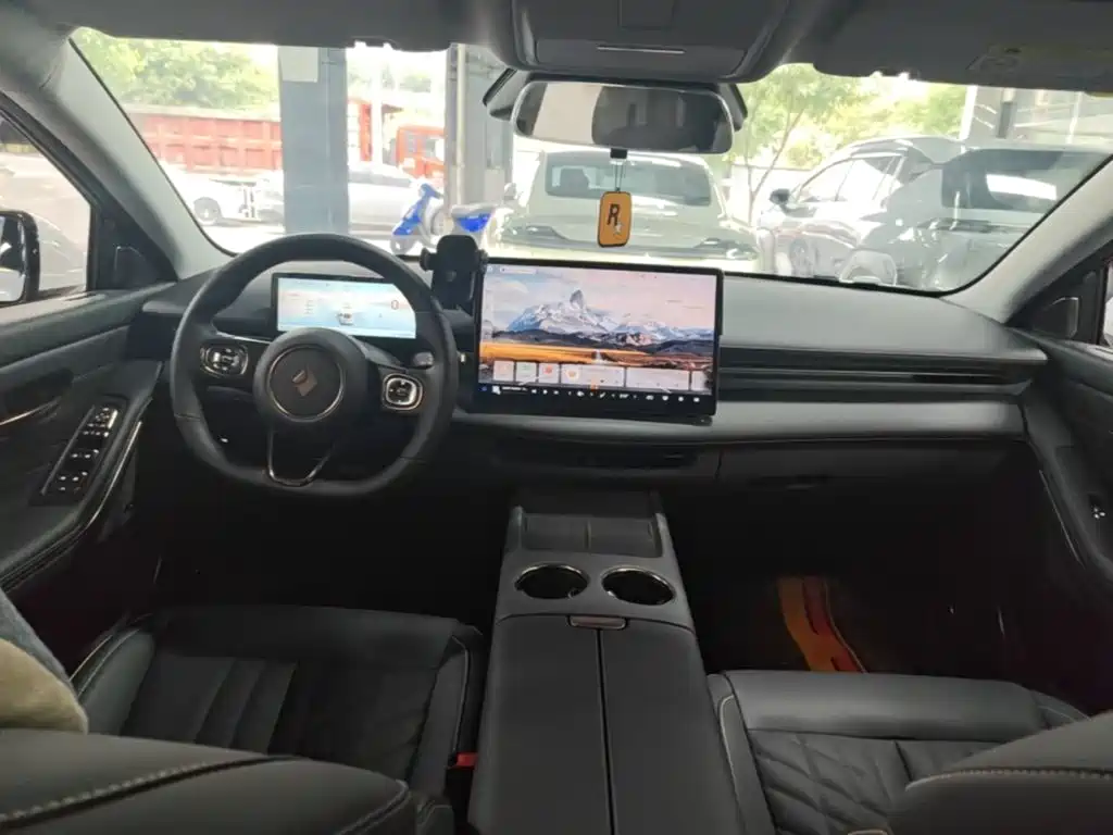 Baojun Xiangjing — миниатюра 10