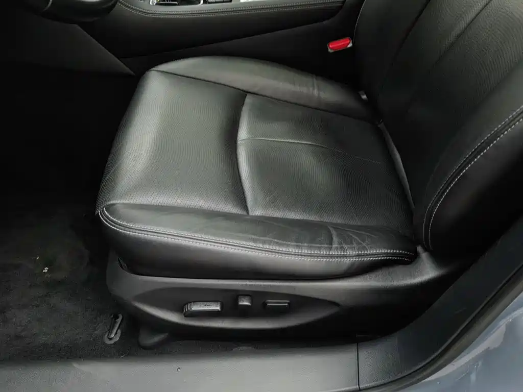 Infiniti Q50L — миниатюра 20