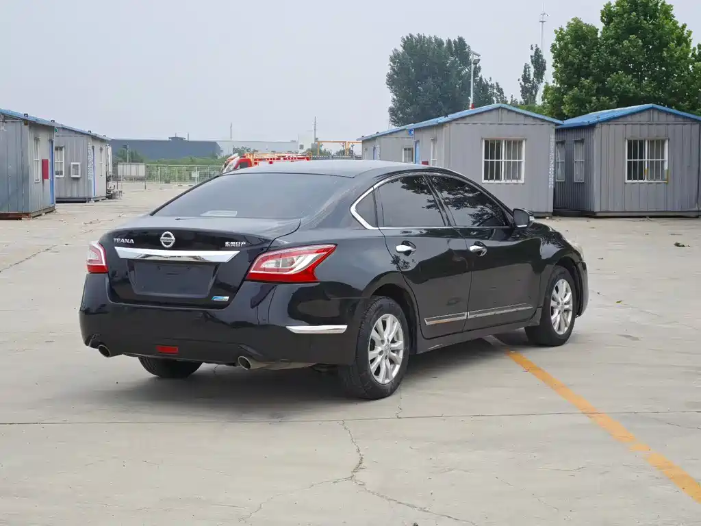 Nissan Altima 2013 2.0L XL Comfort