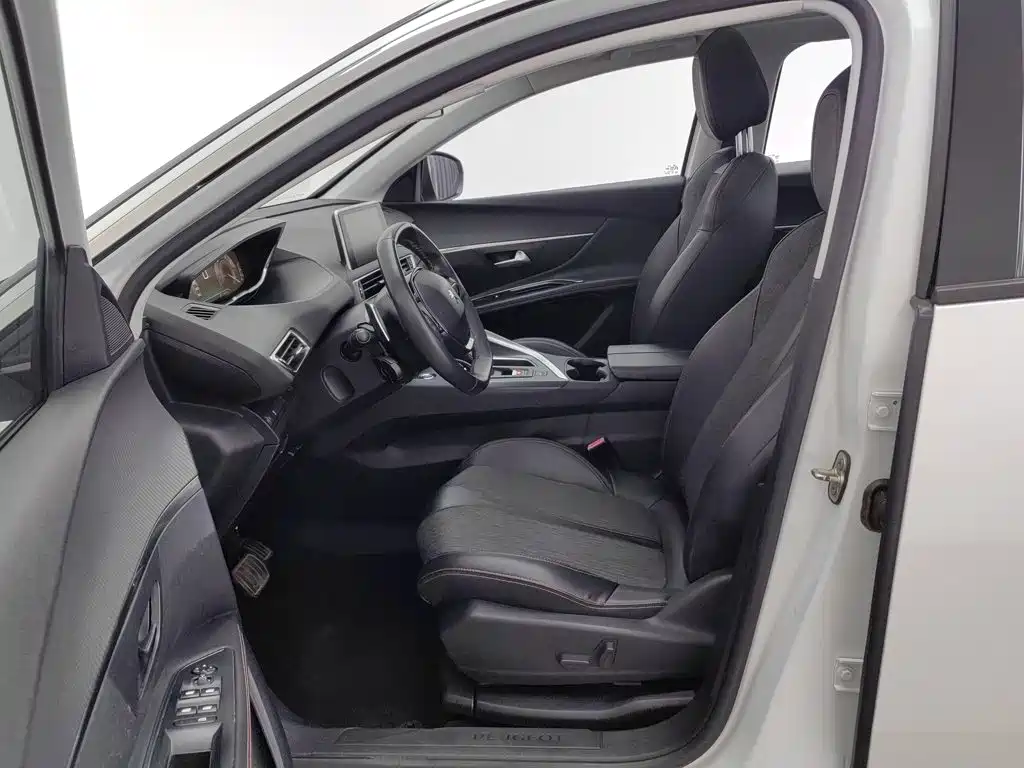 Peugeot 4008 — миниатюра 10