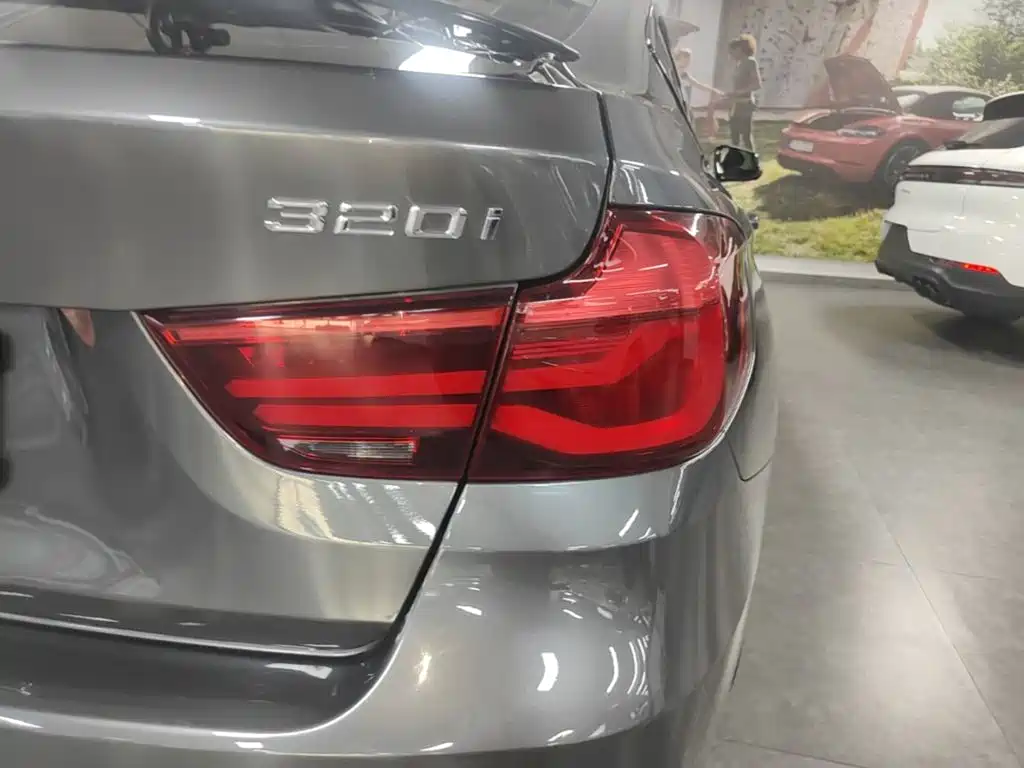 BMW 3 Series GT — миниатюра 8