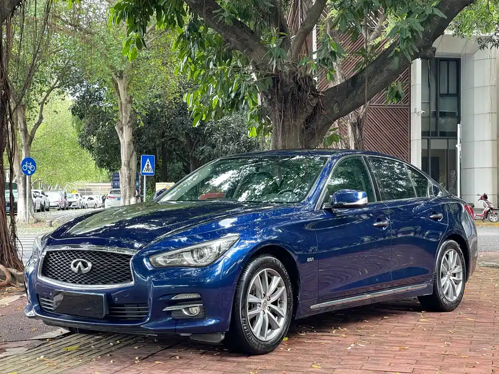 Infiniti Q50L 2016