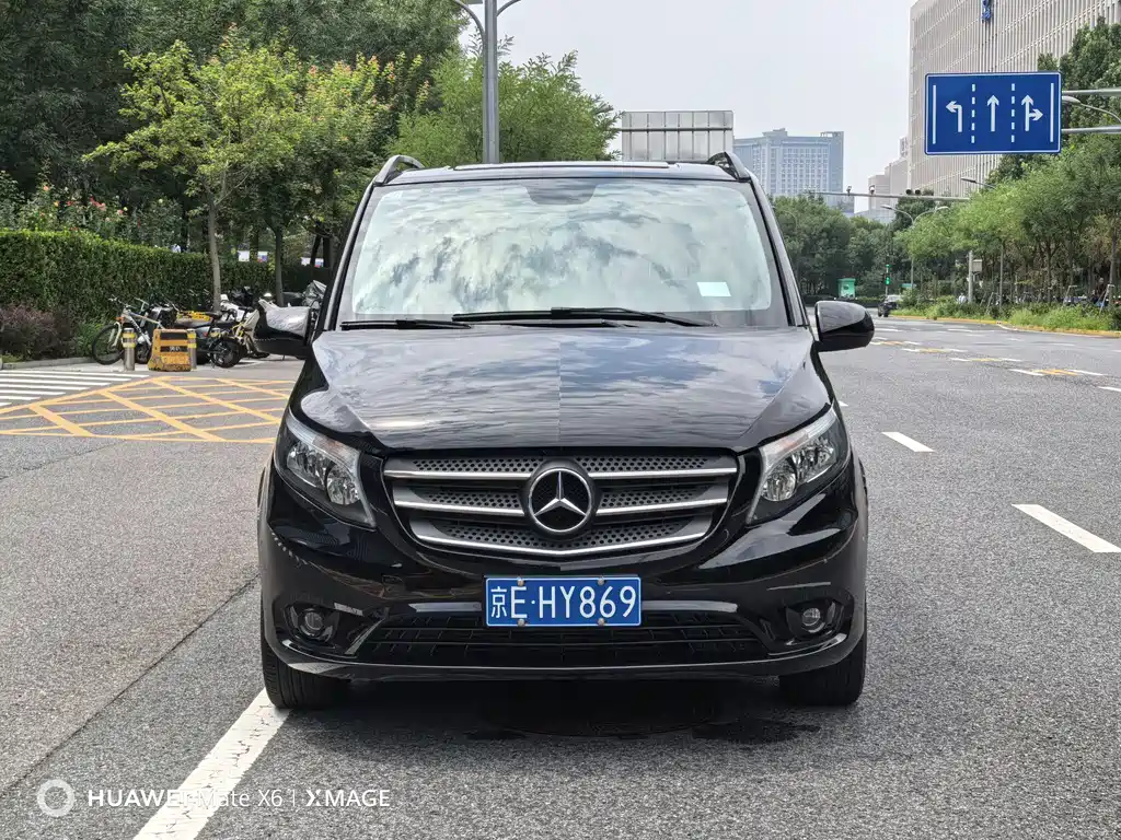MERCEDES-BENZ VITO