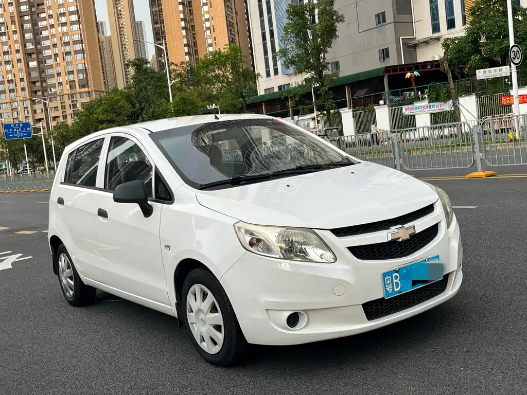 Chevrolet Sail — миниатюра 7