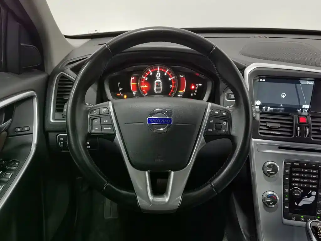 Volvo XC60 — миниатюра 11