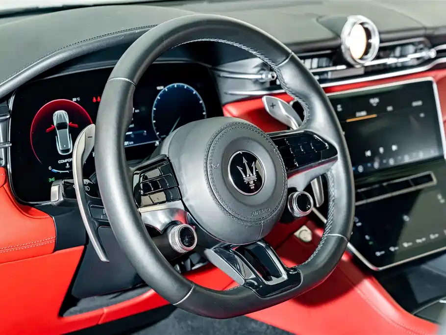 Maserati Grecale — миниатюра 10