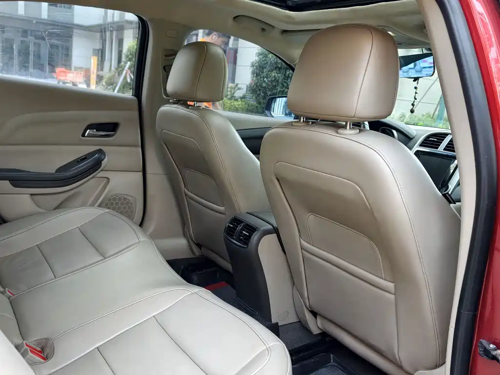 Chevrolet Malibu — миниатюра 16