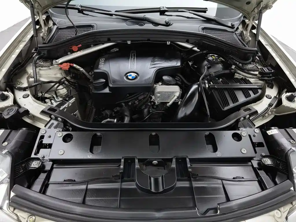 BMW X4 — миниатюра 6