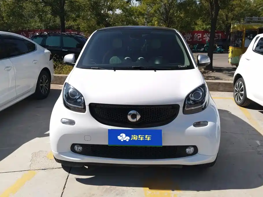 smart Smart Fortwo — миниатюра 2
