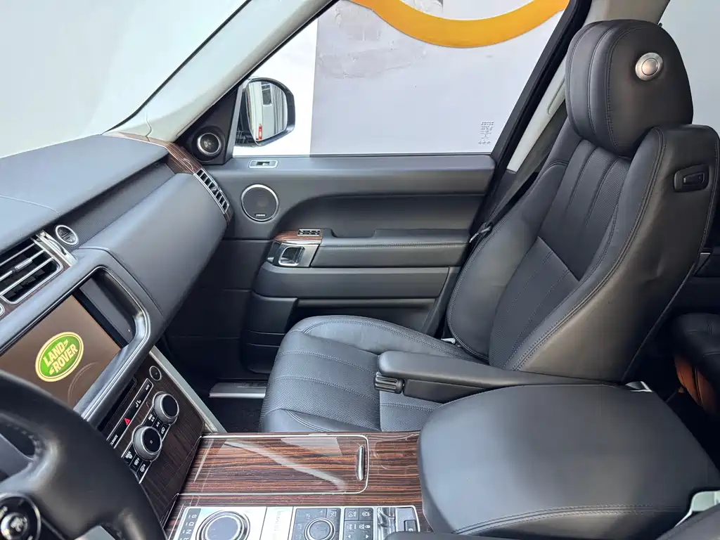 Land Rover Range Rover — миниатюра 15