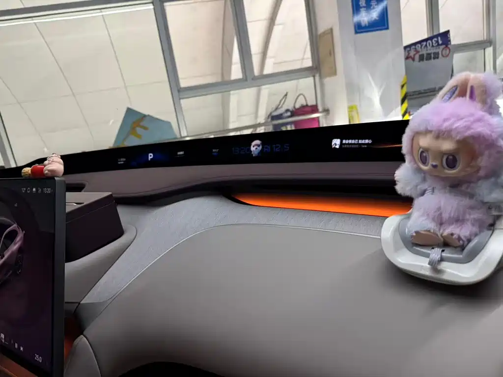 XIAOMI CAR XIAOMI YU7