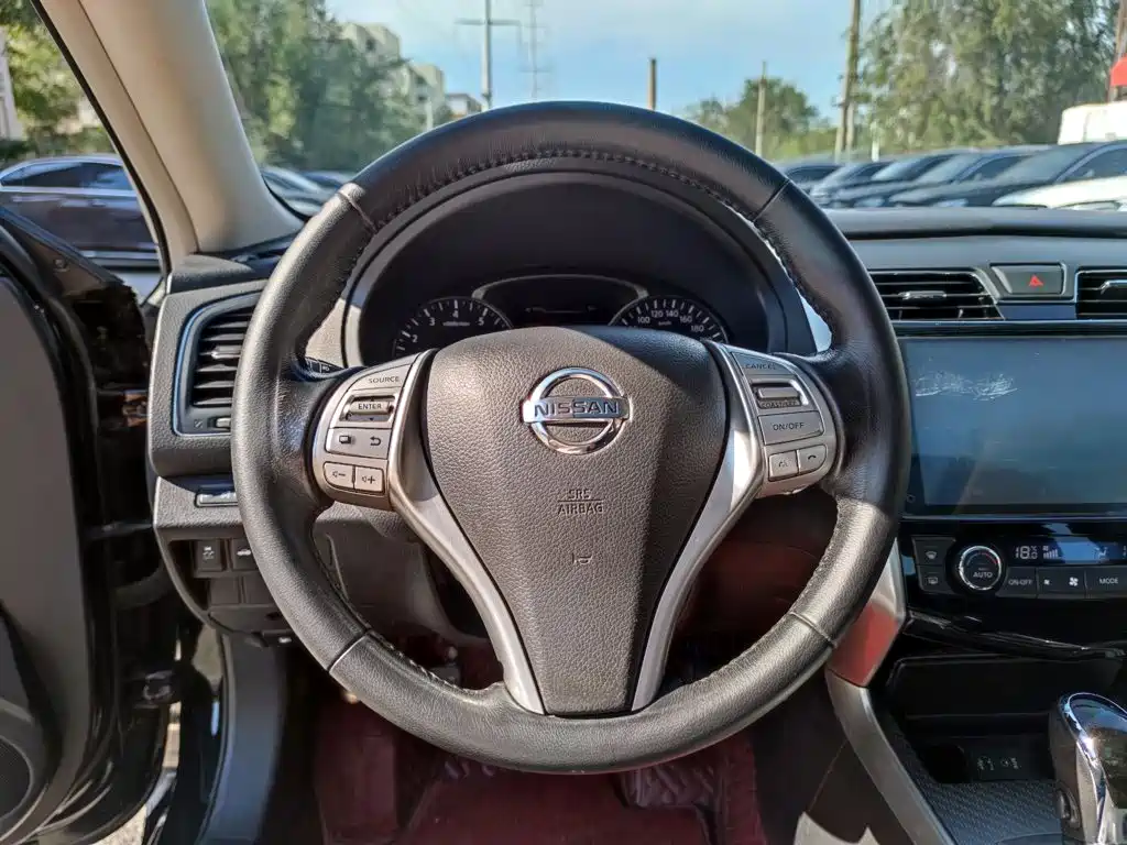 Nissan Teana — миниатюра 12