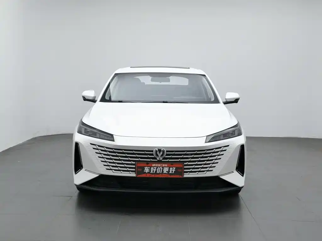 Changan Yida — миниатюра 3