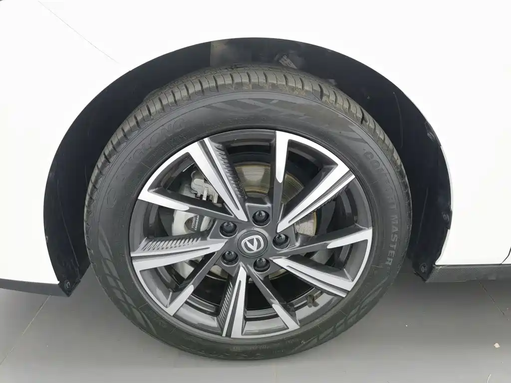 Changan Yida — миниатюра 17