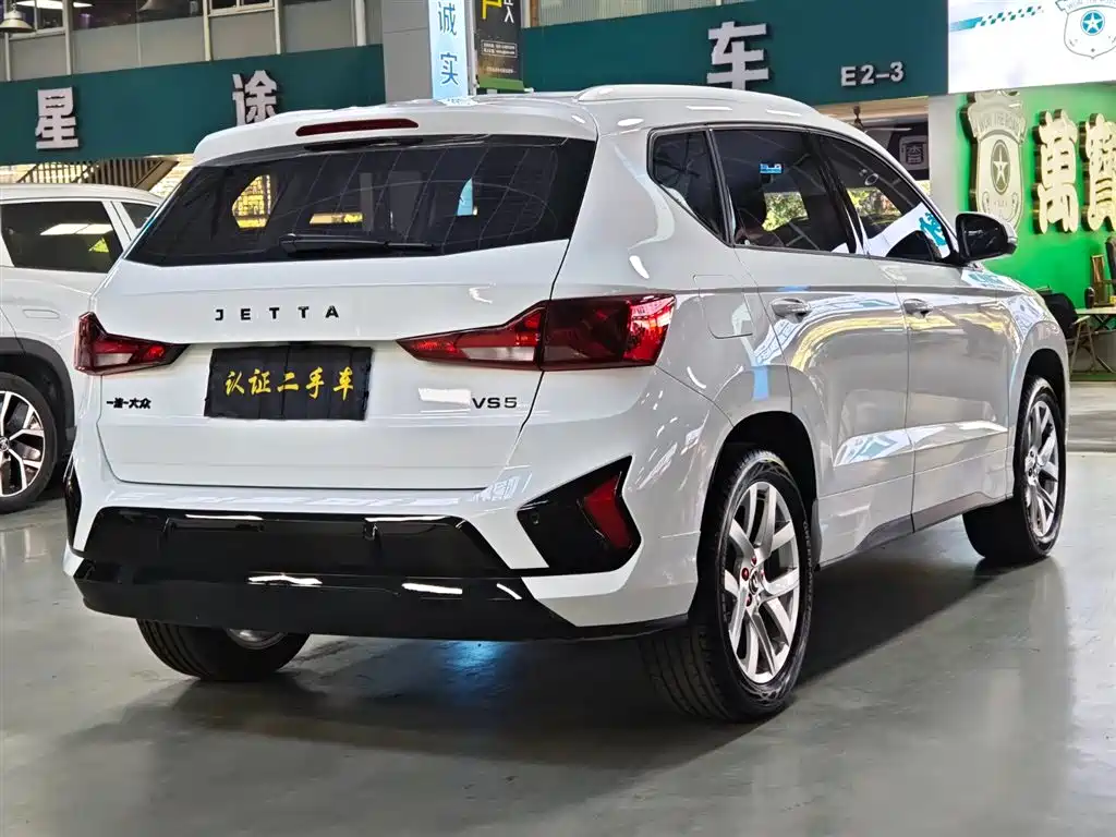 JETTA VS5