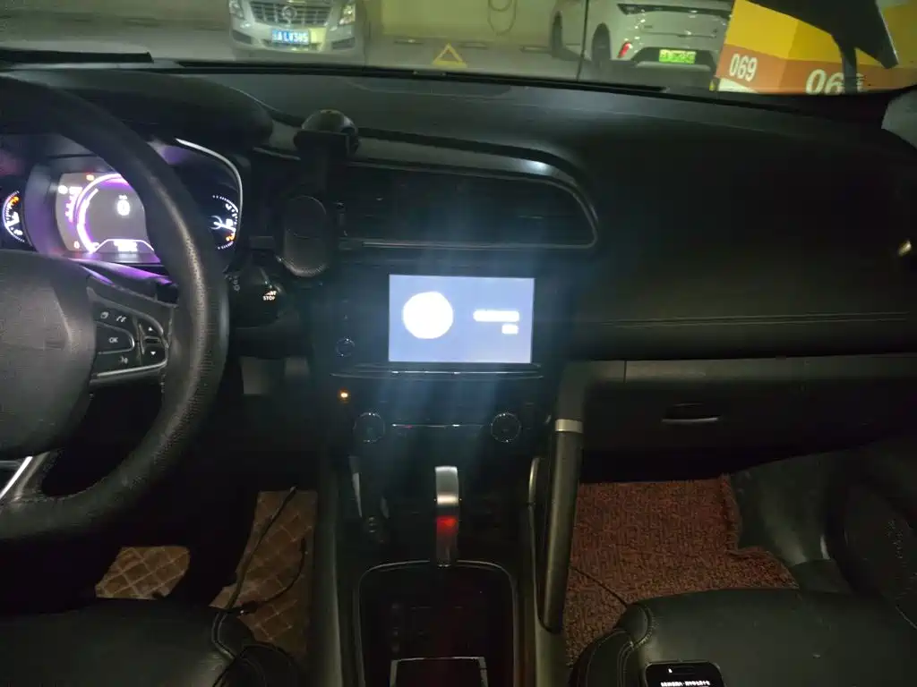 Renault Kadjar — миниатюра 14