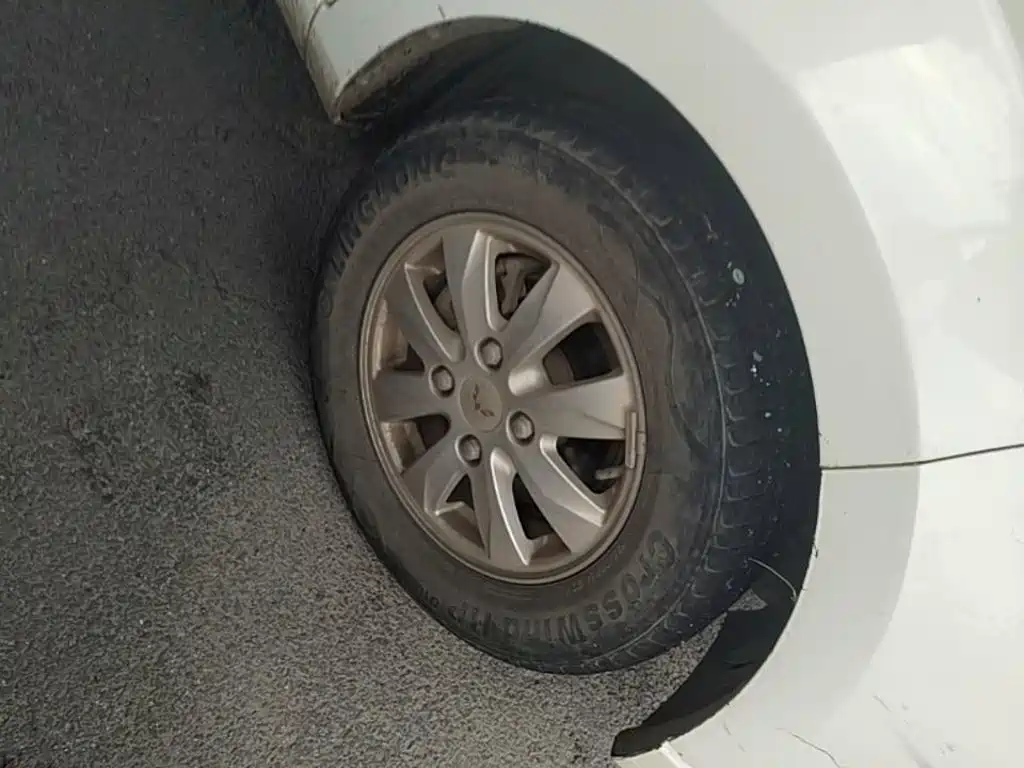 Wuling Hongguang — миниатюра 12