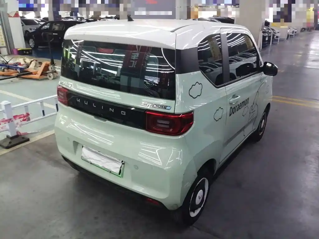 Wuling MINIEV — миниатюра 7