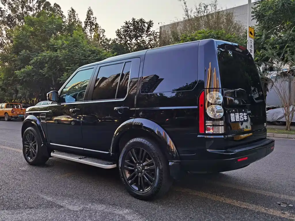 Land Rover Discovery 2016 3.0 SC V6 SE