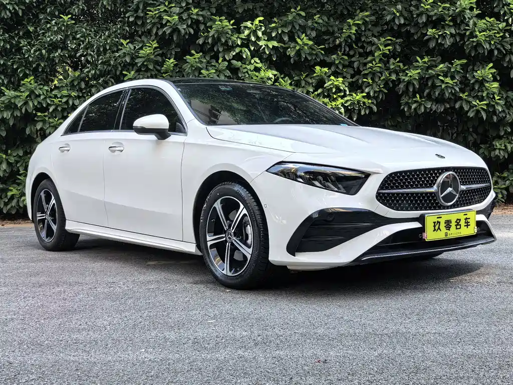 Mercedes-Benz A-Class — миниатюра 2