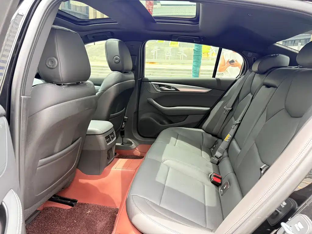 Cadillac CT5 2025 28T