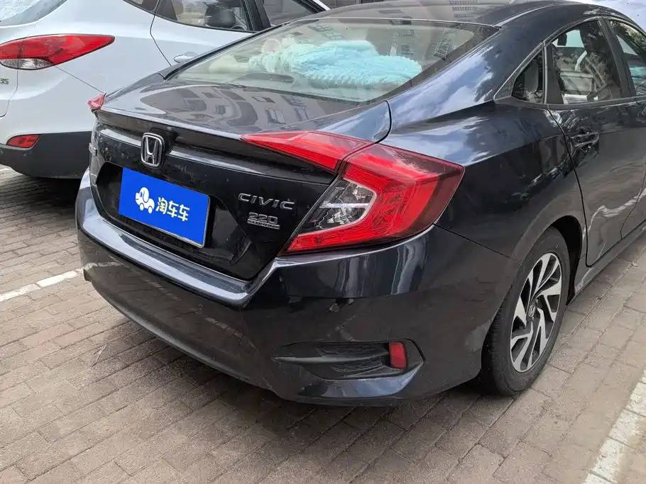Honda Civic — миниатюра 3