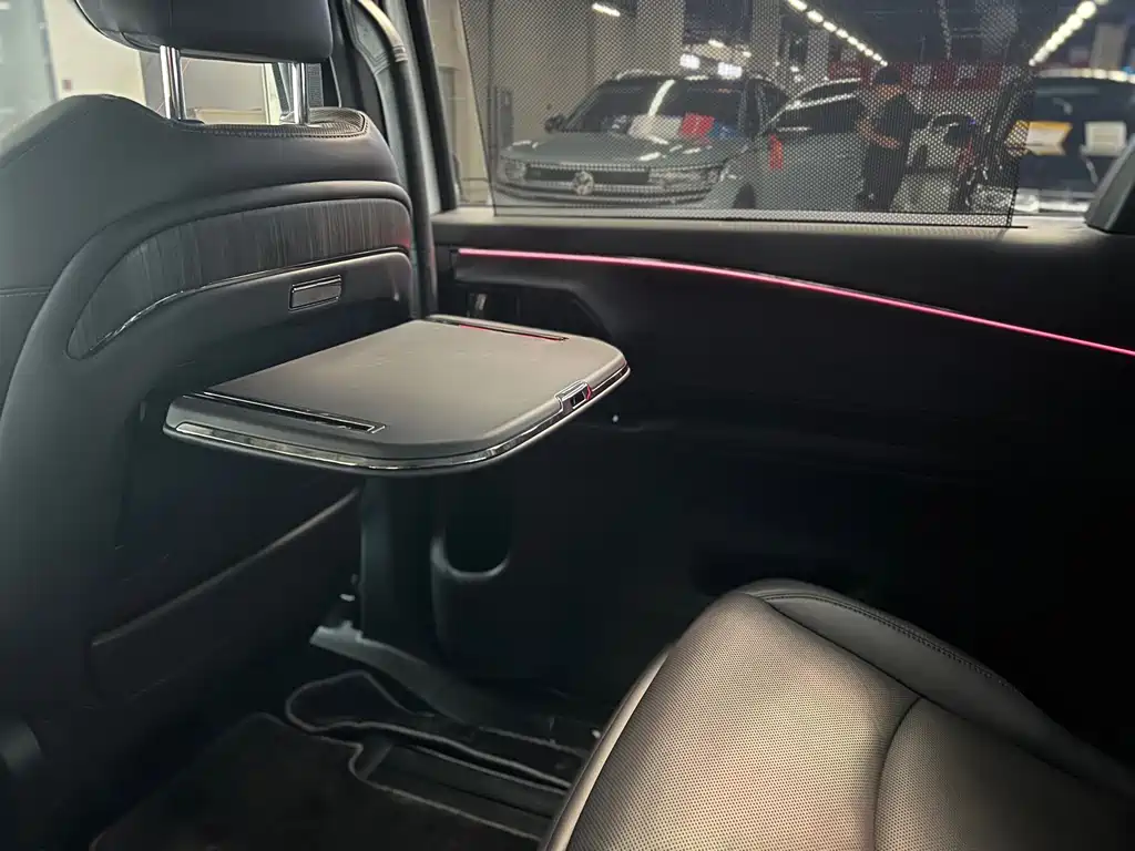 Toyota Sienna — миниатюра 11
