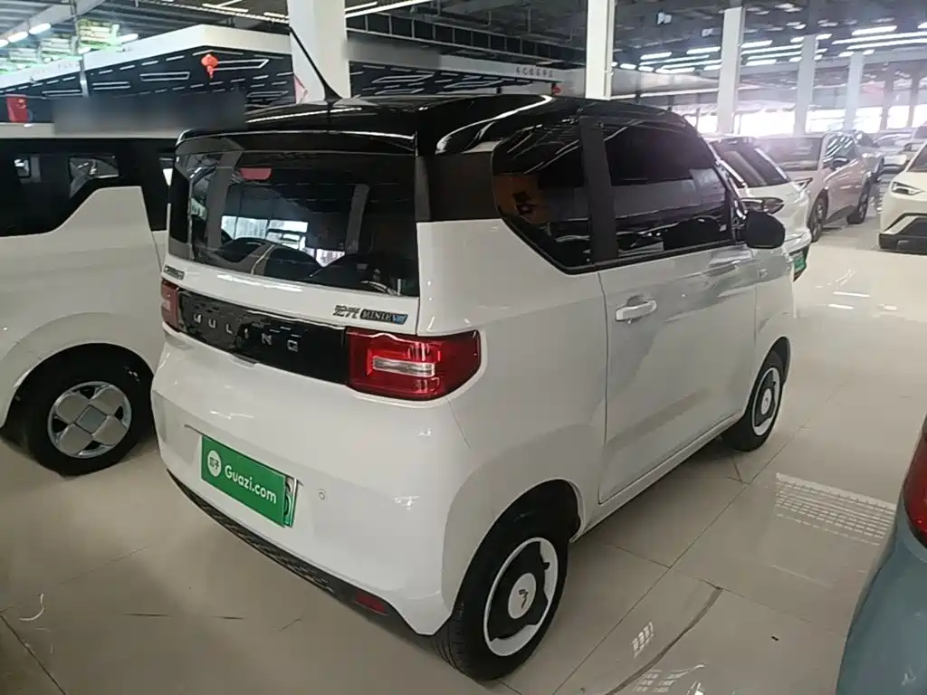 Wuling MINIEV — миниатюра 7