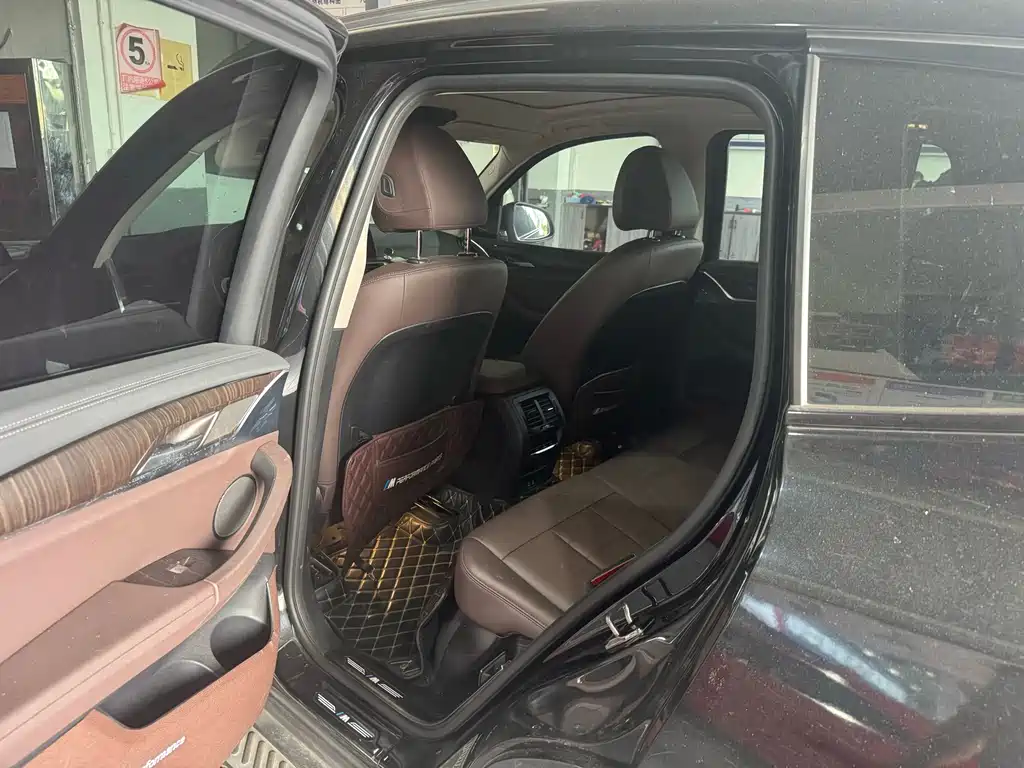 BMW X3 — миниатюра 5