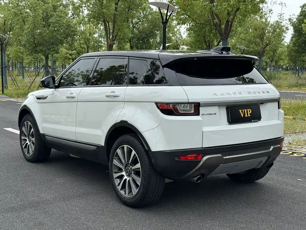 Land Rover Evoque — миниатюра 6
