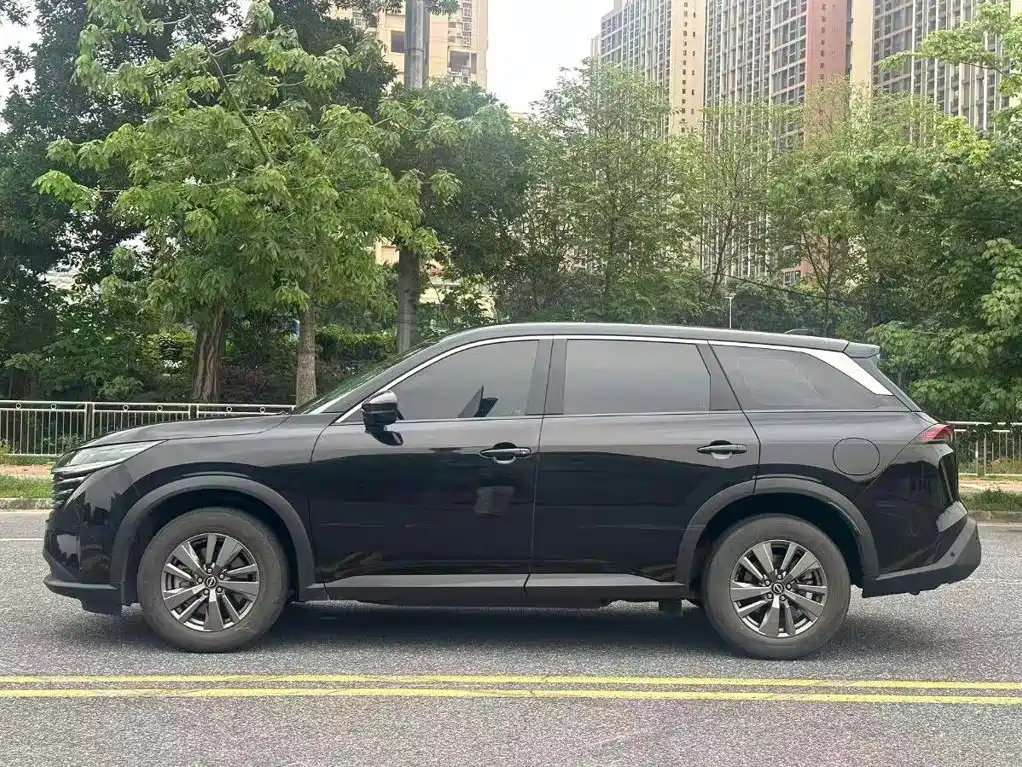 Nissan Pathfinder 2024 380VC-TURBO 7 мест