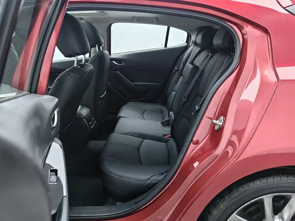 Mazda 3 Axela — миниатюра 15