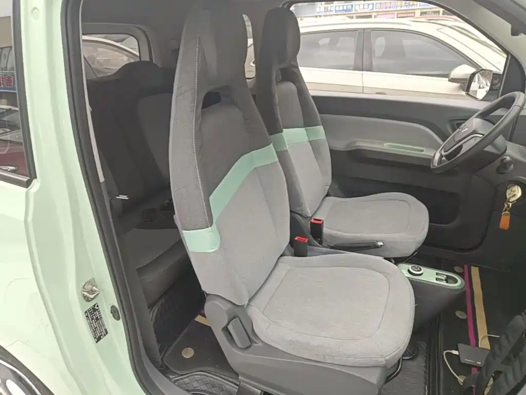 Wuling MINIEV — миниатюра 25