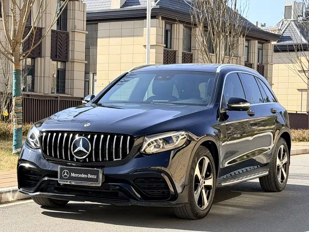 MERCEDES-BENZ GLC