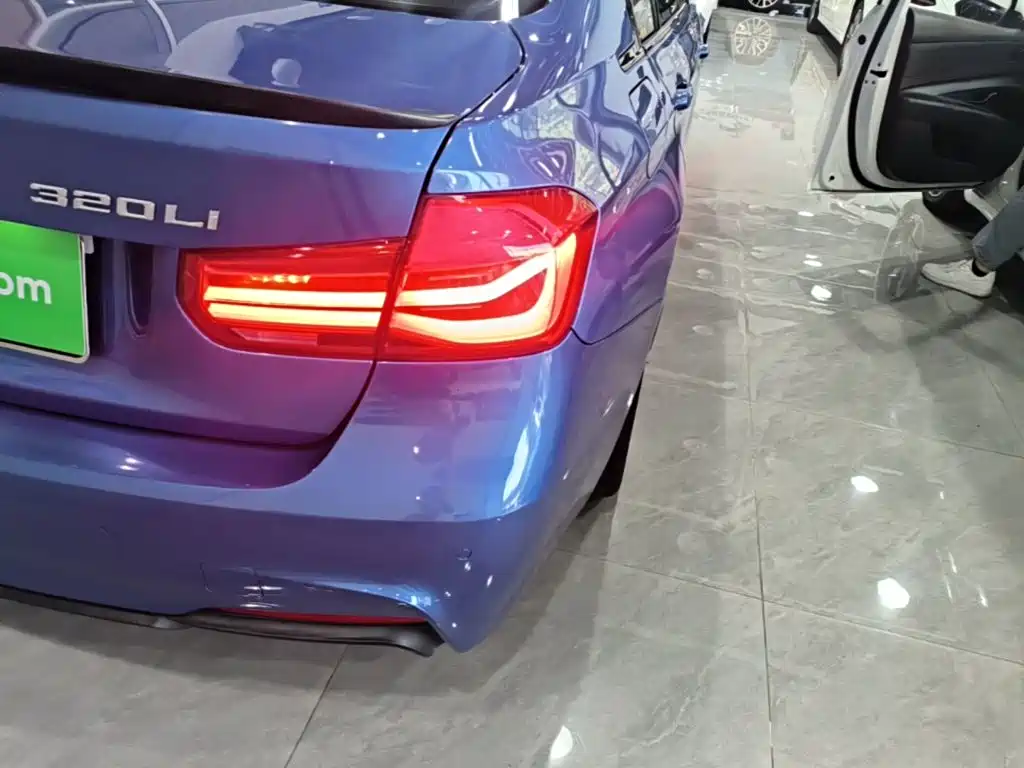 BMW 3 Series — миниатюра 8