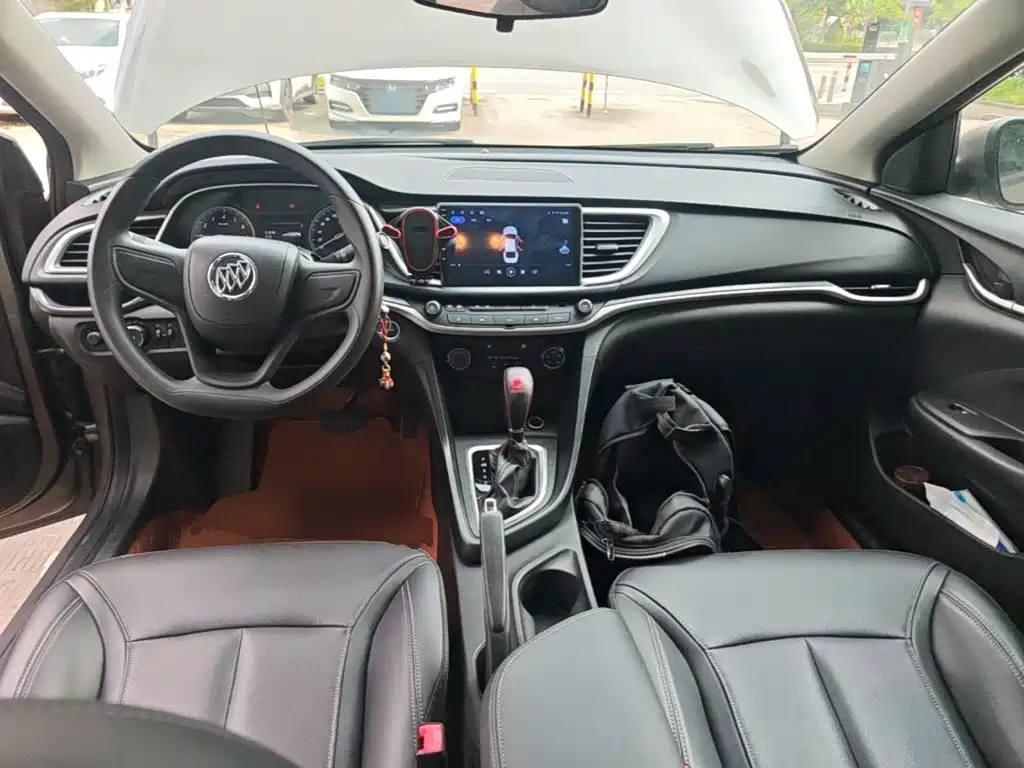 Buick Excelle — миниатюра 10