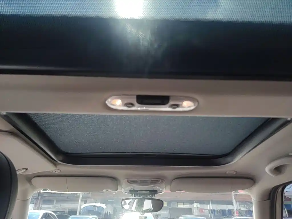 MINI Mini Clubman — миниатюра 18