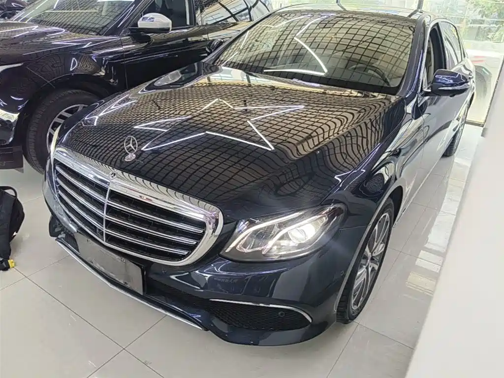 Mercedes-Benz E-Class E 2018 E 300 L Fashion