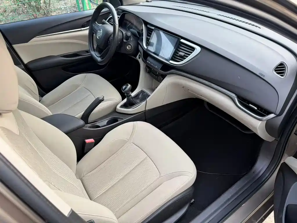 Buick Excelle 2017 15N MT