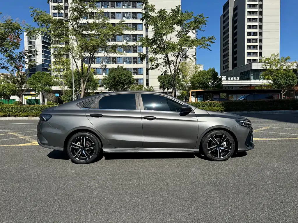 Geely Binrui — миниатюра 10